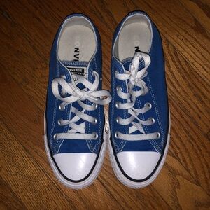 Converse Classic Blue Sneakers
